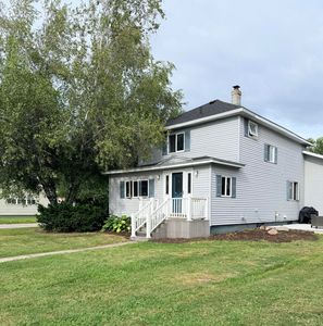 1301 Young St, Sault Sainte Marie, MI, 49783