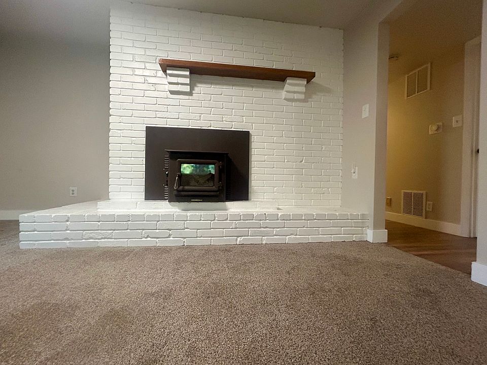 Non working but beautiful pellet stove.