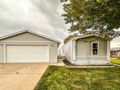 5039 Redcoat Dr, Bismarck, ND, 58503