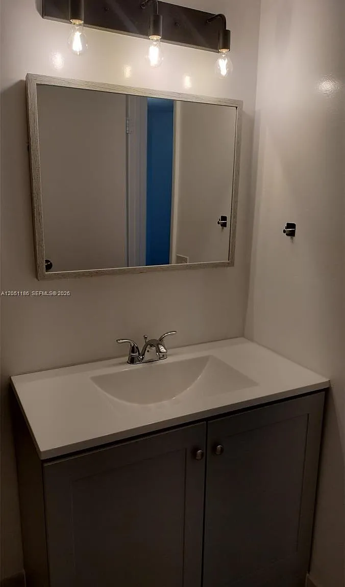 Lake Pointe Condominium N — Photo 3