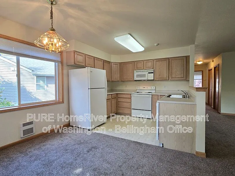 2 bed, 2.0 bath, 920 sqft, $1,650 — Photo 4
