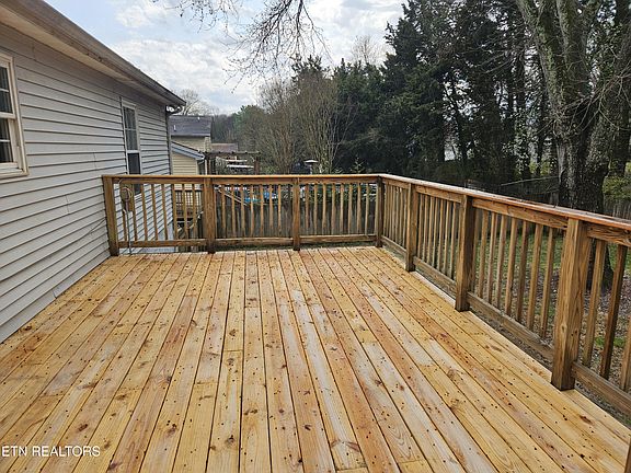 5th image of 3301 Cindy Ln
