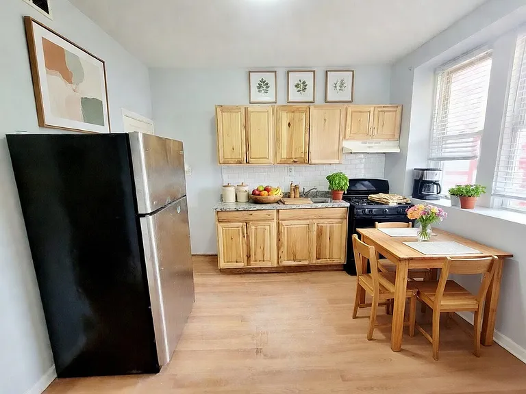 423 Scott St #1 — Photo 7