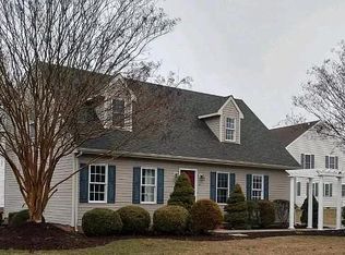 1411 Chateau Dr, Salisbury, MD 21801