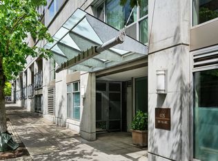 1125 NW 9th Ave APT 302, Portland, OR 97209