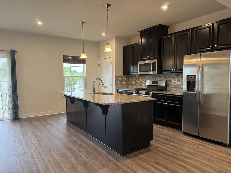 600 Judy Way — Photo 3