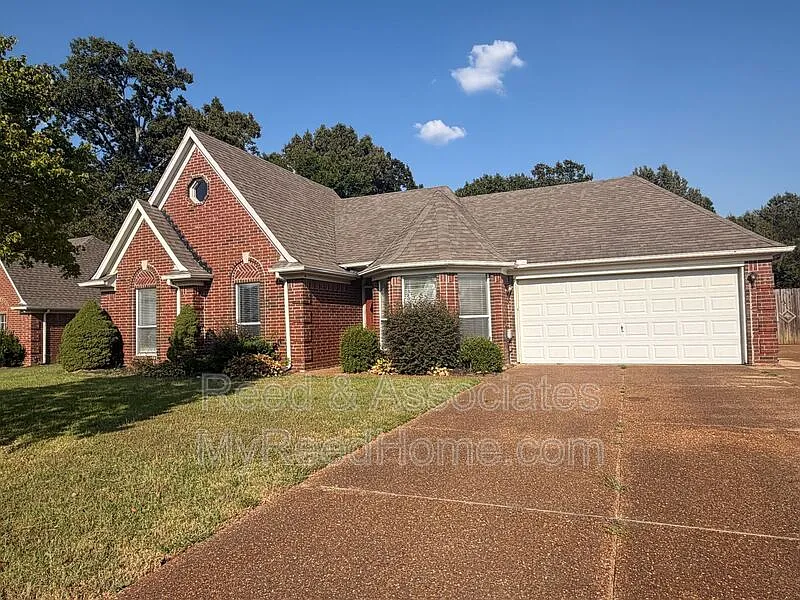 130 Oaks Edge