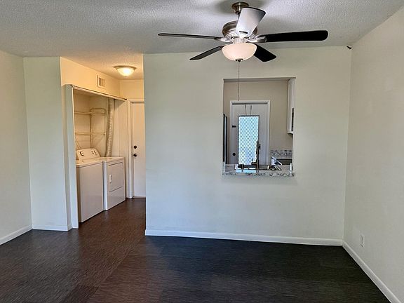 4th image of 560 SE 2nd Ave