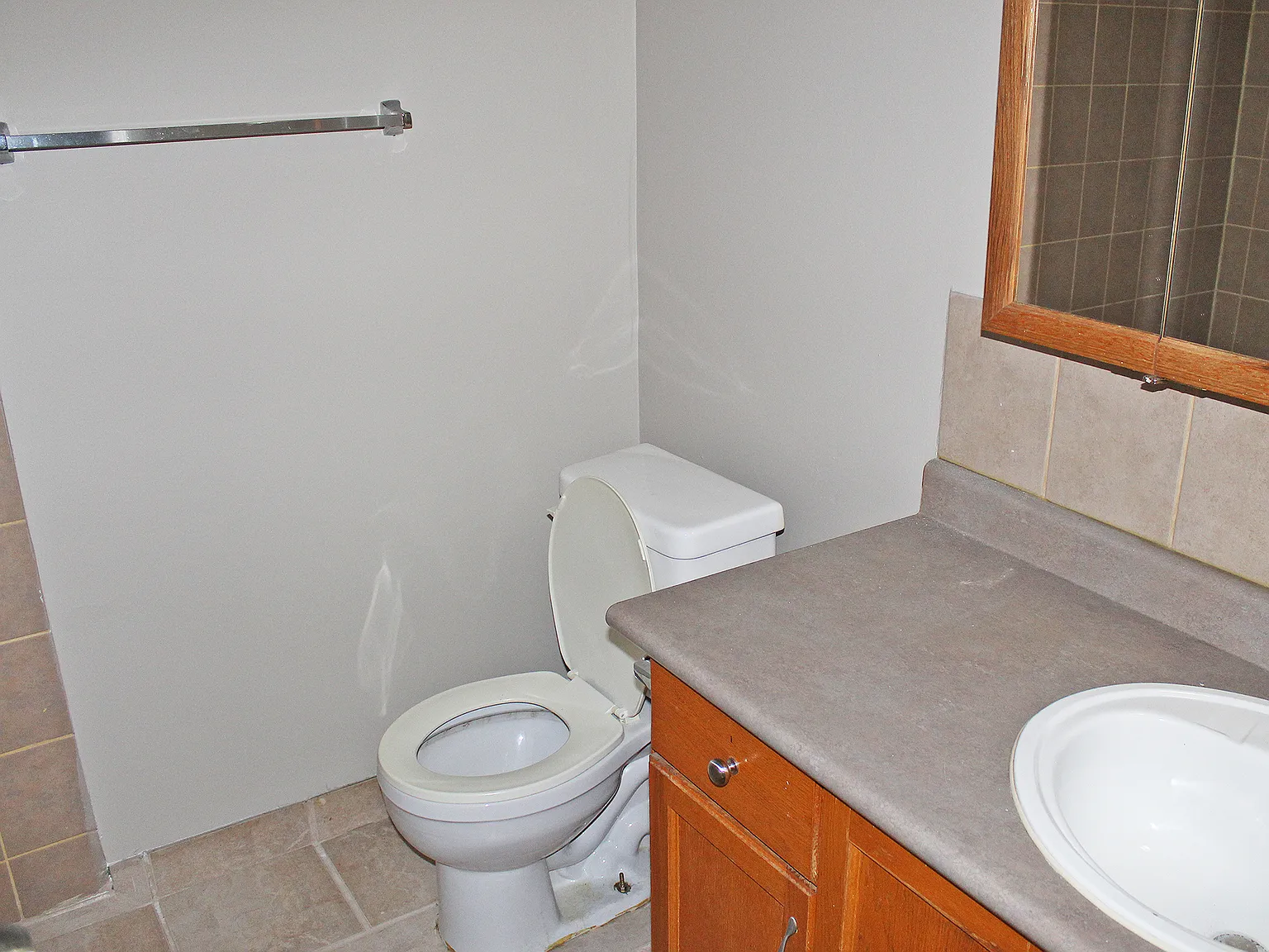 Whitehouse Apartments — Photo 4