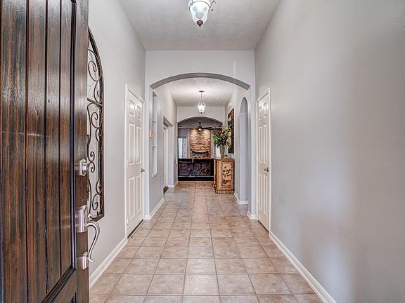 3rd image of 9131 Morningstar Dr