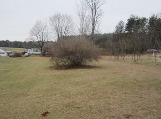 54 Valley Rd #54, Southampton, MA 01073