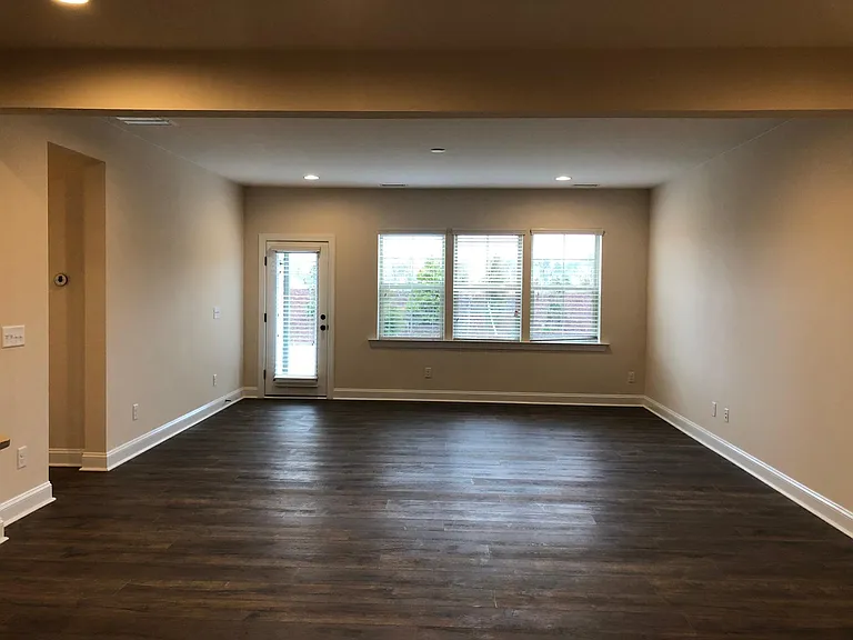 1209 Canyon Shadows Ct — Photo 5