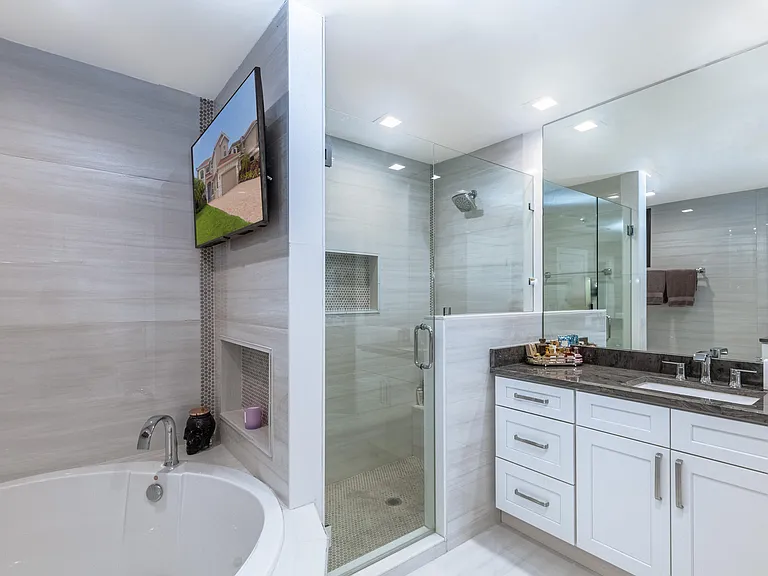 8216 Heritage Club Dr — Photo 21