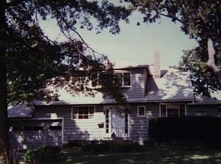 15 Channel Rd, Norwalk, CT 06854