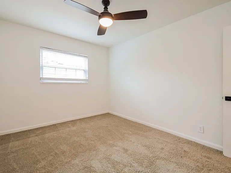 401 Clifton Rd NE #2 — Photo 11