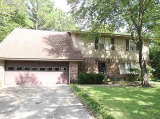 620 Pine Dr, Surfside Beach, SC 29575