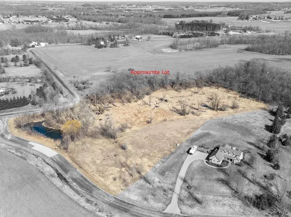 Lt1 GARRET DRIVE, West Bend, WI 53090