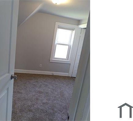 5th image of 216 Campbell St #2