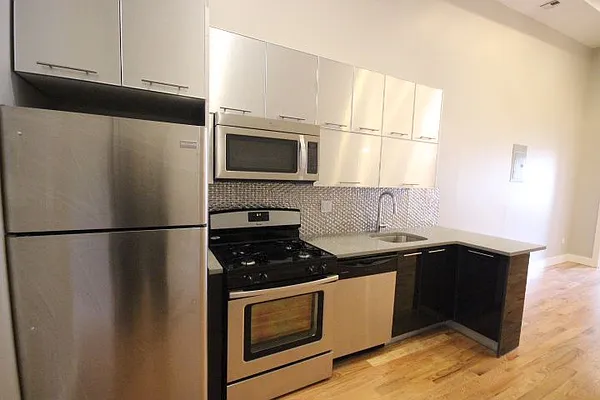 Rented by Nooklyn NYC LLC | media 14