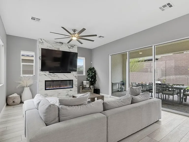 2562 Millburn Ave — Photo 13