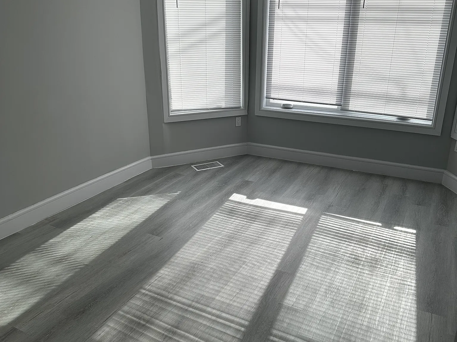605 Madison Ave — Photo 2