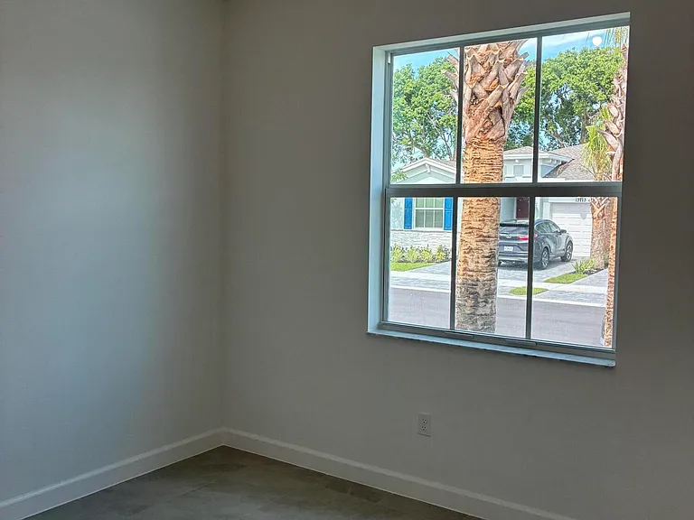 13712 Jubilee Ln — Photo 6