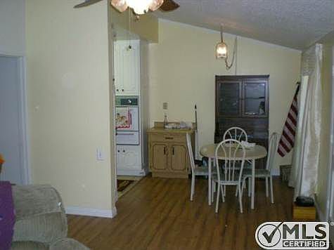 3rd image of 19236 Avenue Of The Oaks Unit B
