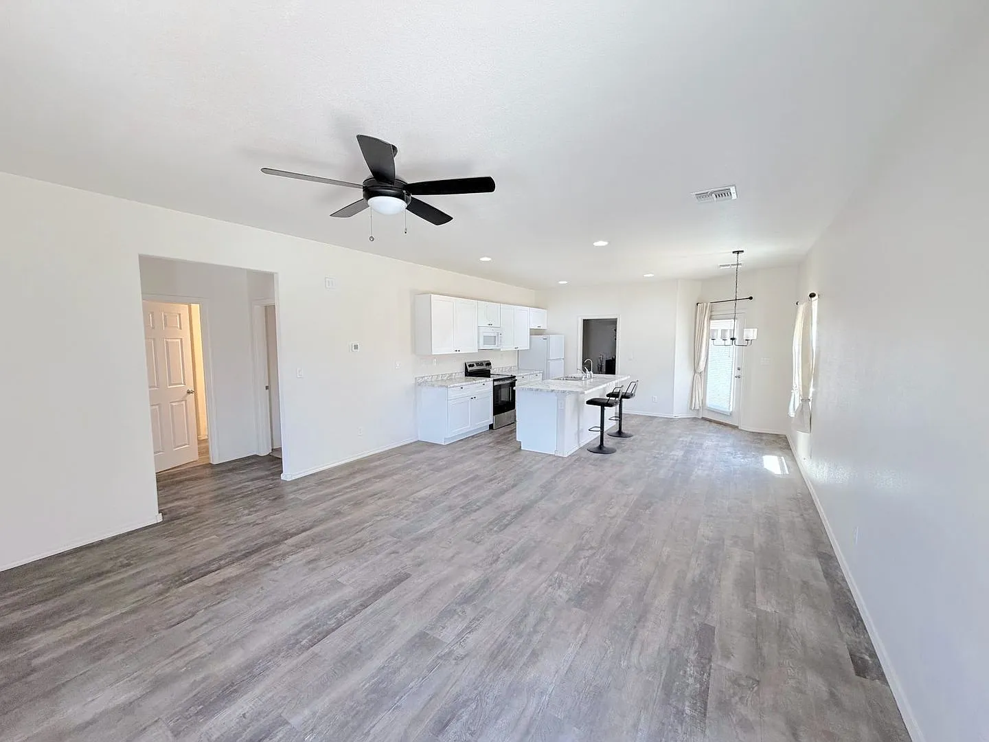 Charming 2-bedroom, 1-bath Moriarty, NM rental home — Photo 4