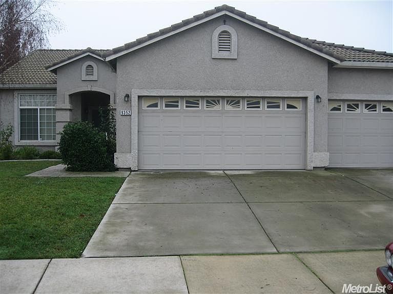 1st image of 9352 Pioneer Cir