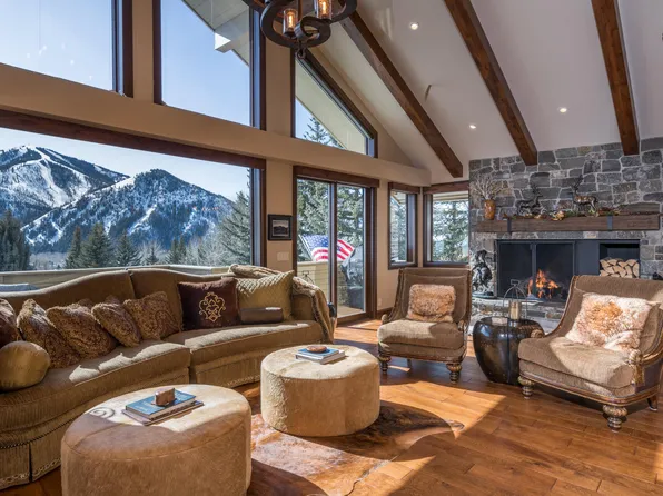 122 Latigo Ln, Ketchum, ID 83340