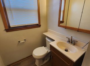 5448 N 19th St #1, Milwaukee, WI 53209