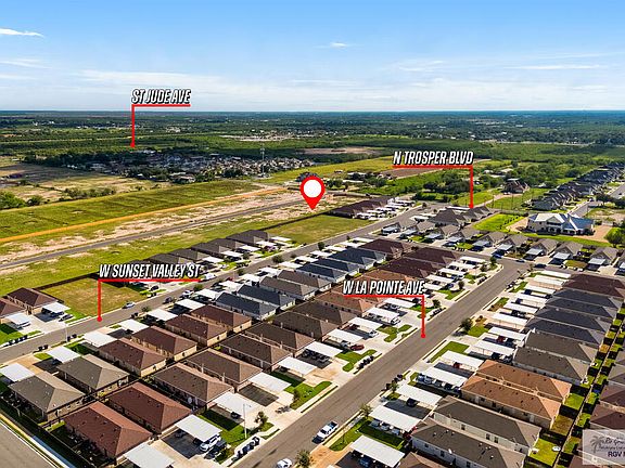 4th image of 812 Sunset Ln #4