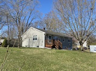65 Riverview Pkwy, Palmer, MA 01069