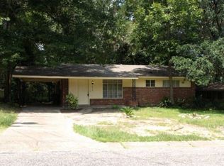 412 Larose Dr, Mobile, AL 36609