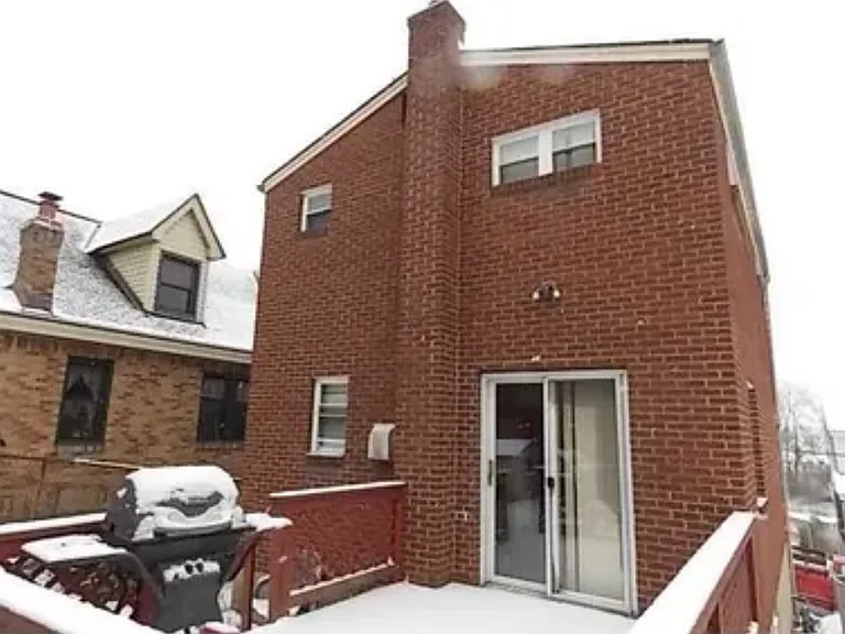 1611 Oakhurst St — Photo 12