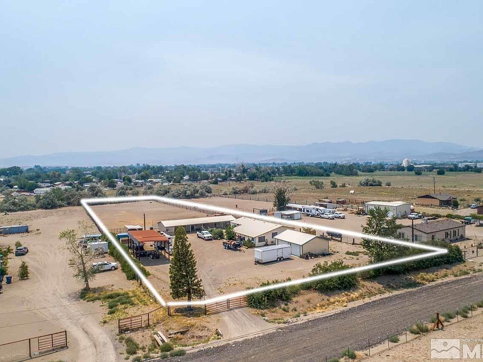 1st image of 389 Gazzigli Ln