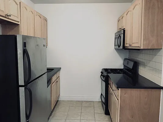 Rented by Rise BK LLC | media 3