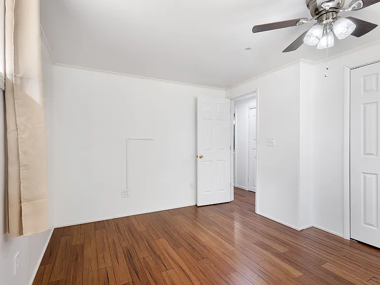 1103 Somerset Dr — Photo 9