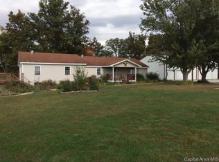 1283 NW 200 Ave, Roodhouse, IL 62082