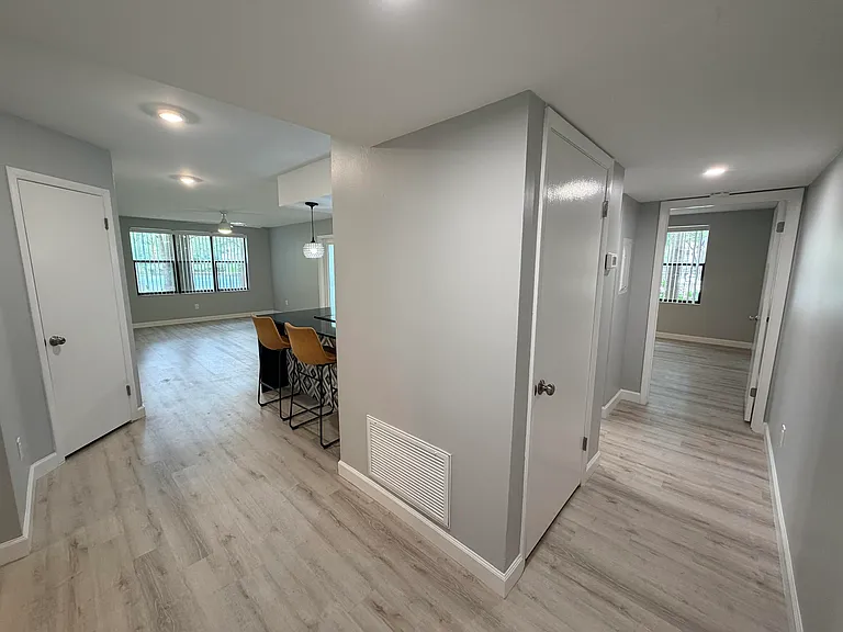 4501 W McNab Rd #11 — Photo 3