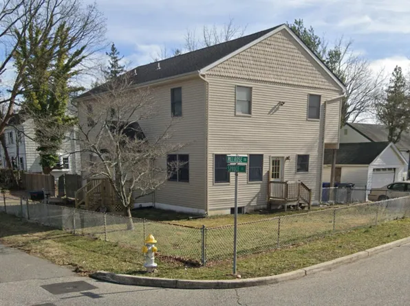 10 Spruce Street, Toms River, NJ 08753