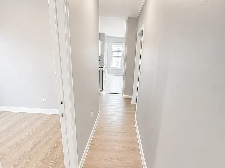 199 Parker St #2 — Photo 6