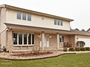 8125 W 143rd Pl, Orland Park, IL 60462