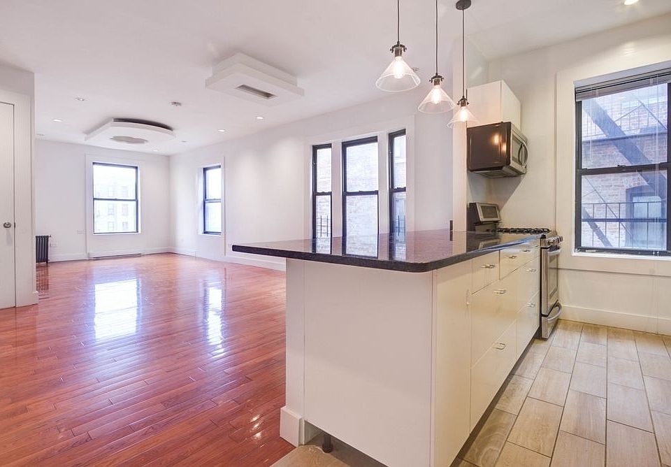 1st image of 160 Wadsworth Ave APT 509