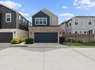 4104 Split Ivy Dr, Houston, TX 77080