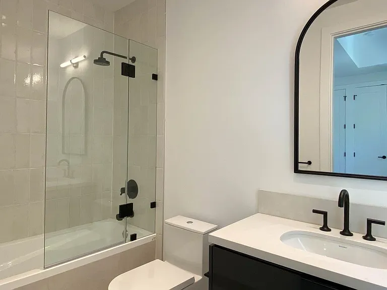 1368 W 43rd Ave #UPPER — Photo 16
