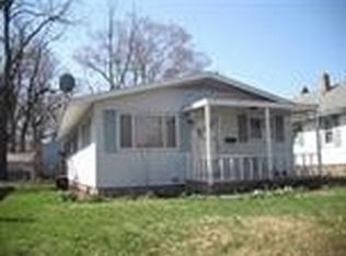 1918 E Bowman St, South Bend, IN 46613