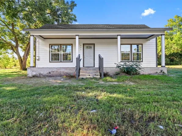421 E Dallas St, Wolfe City, TX 75496