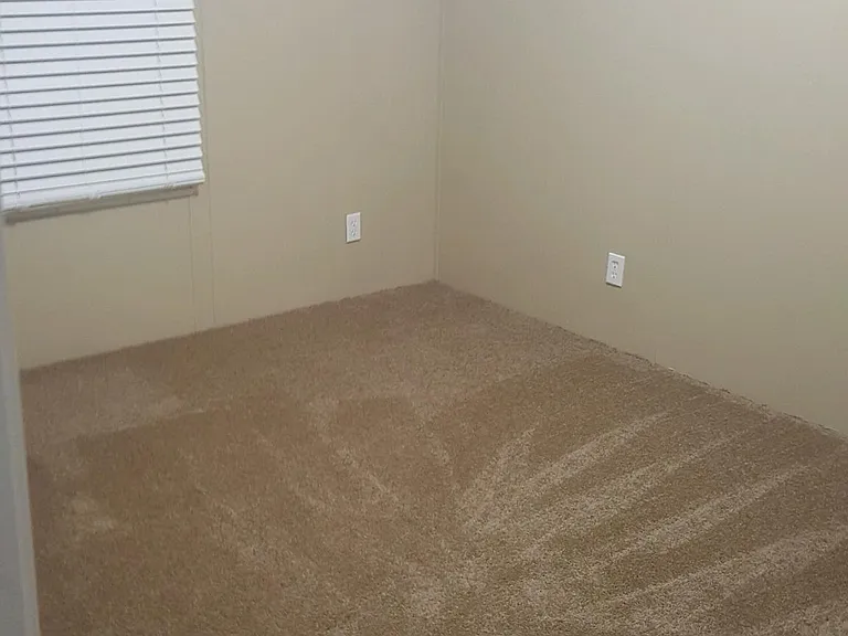 205 Hazelwood Dr — Photo 12