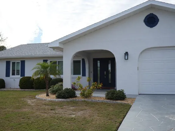 916 El Rancho Dr, Sun City Center, FL 33573